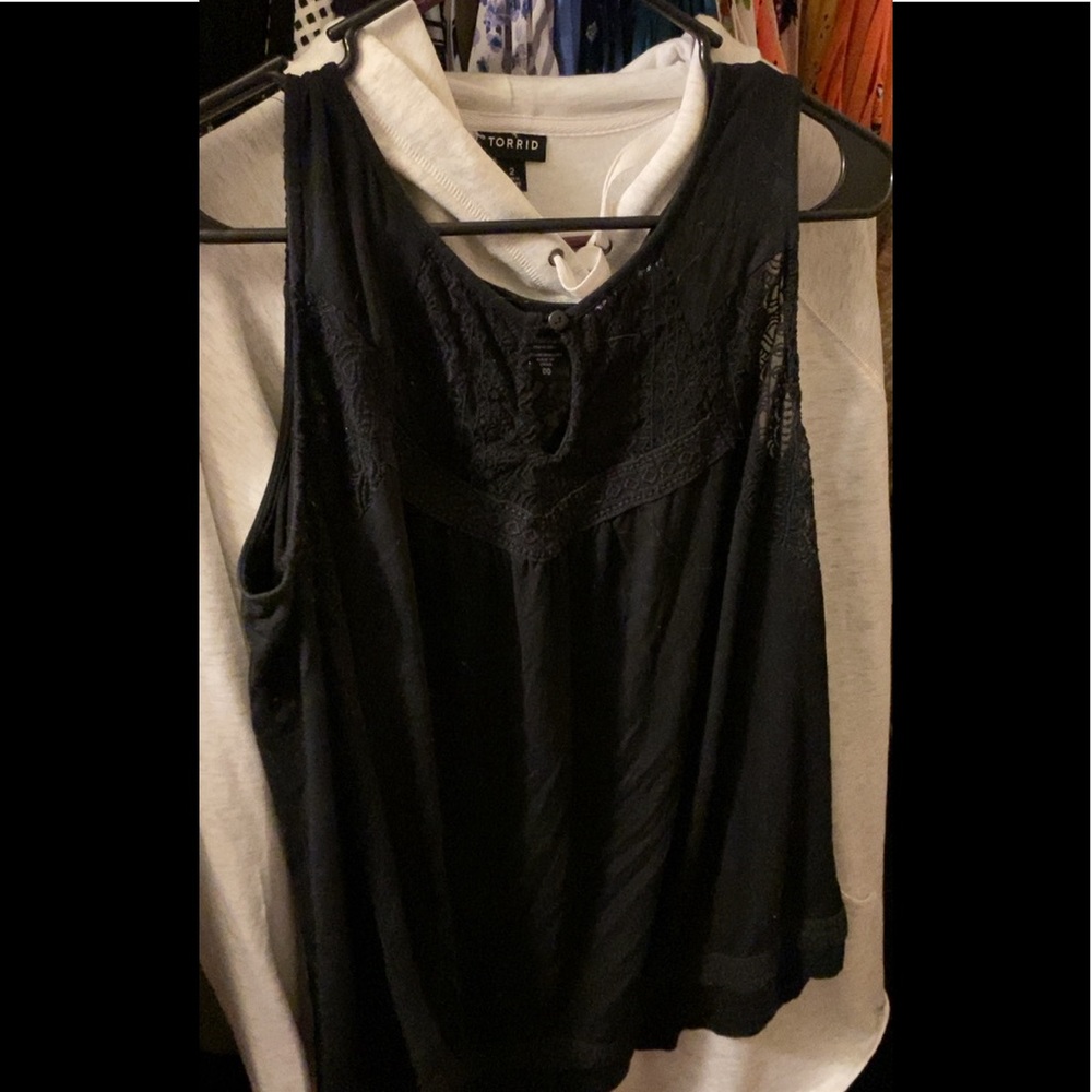 Torrid black lace tank